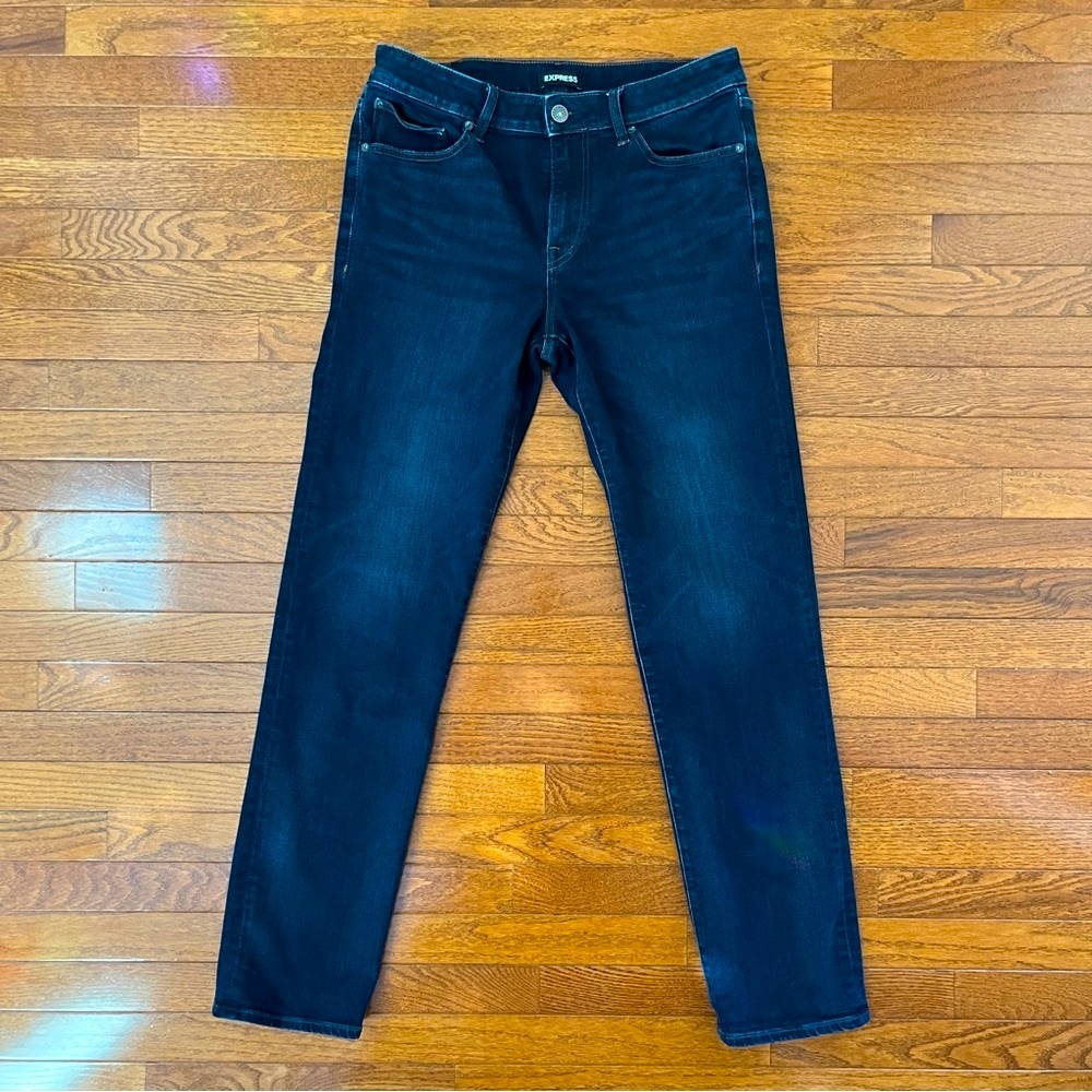 Express Men’s Slim Straight Stretch Jeans. Like new! 32/34.
